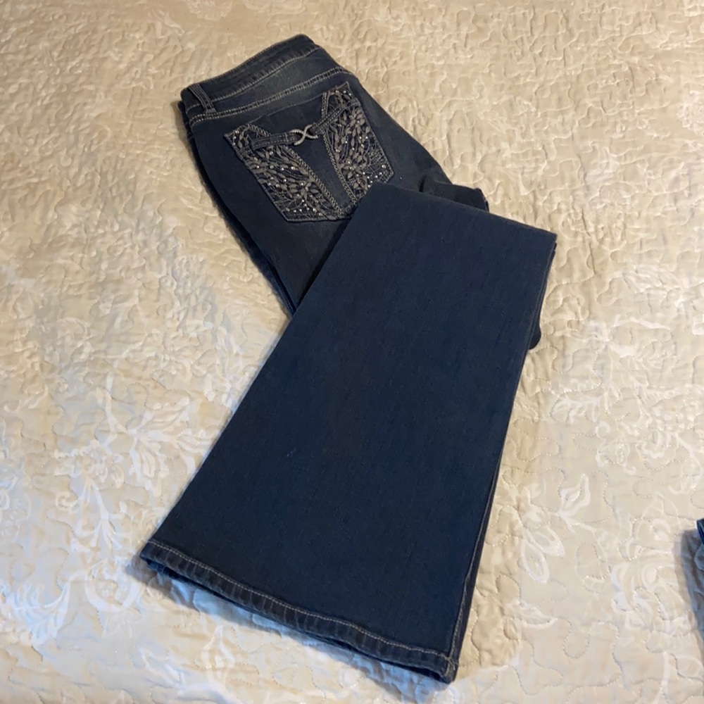 Cache, misses size 8 denim embellished jeans